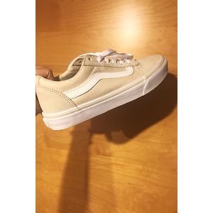 Women’s Vans